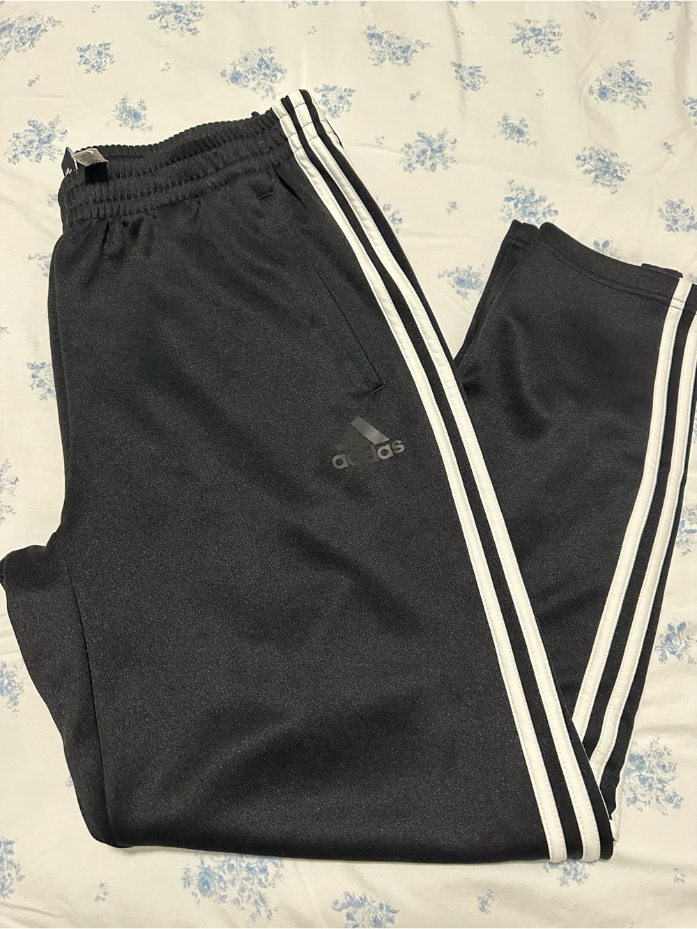 Adidas Men’s rip away sweats
